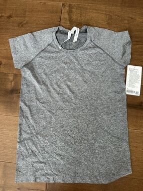 Lululemon Swifty top
